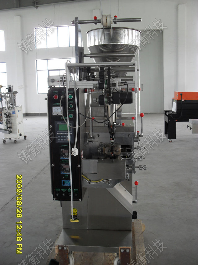 小型茶葉包裝機(jī)