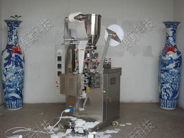 ���b���~���b�C